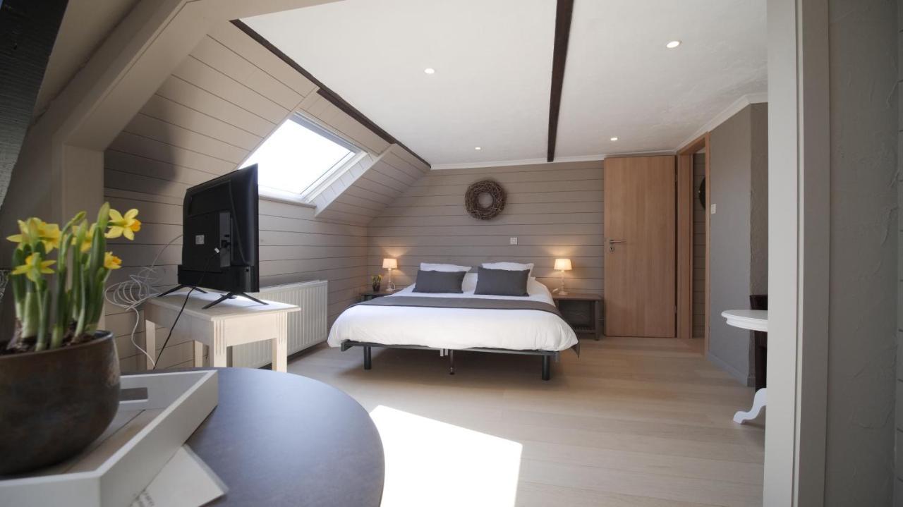 Auberge La Hutte Lurette Paliseul Buitenkant foto